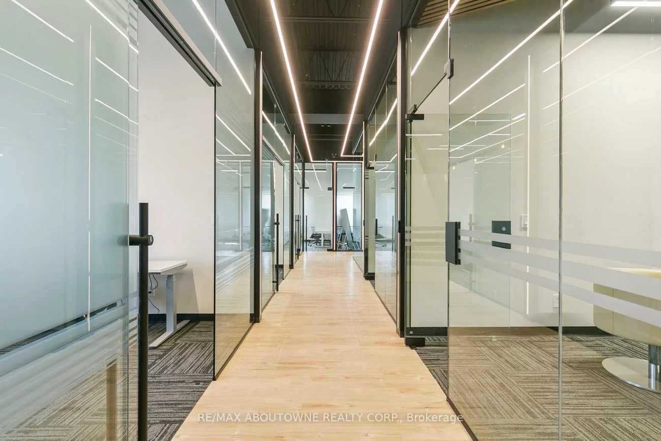 320, Matheson, Gateway, Mississauga