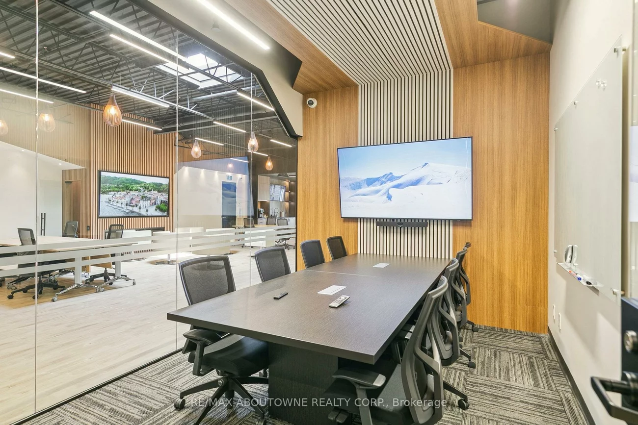 320, Matheson, Gateway, Mississauga