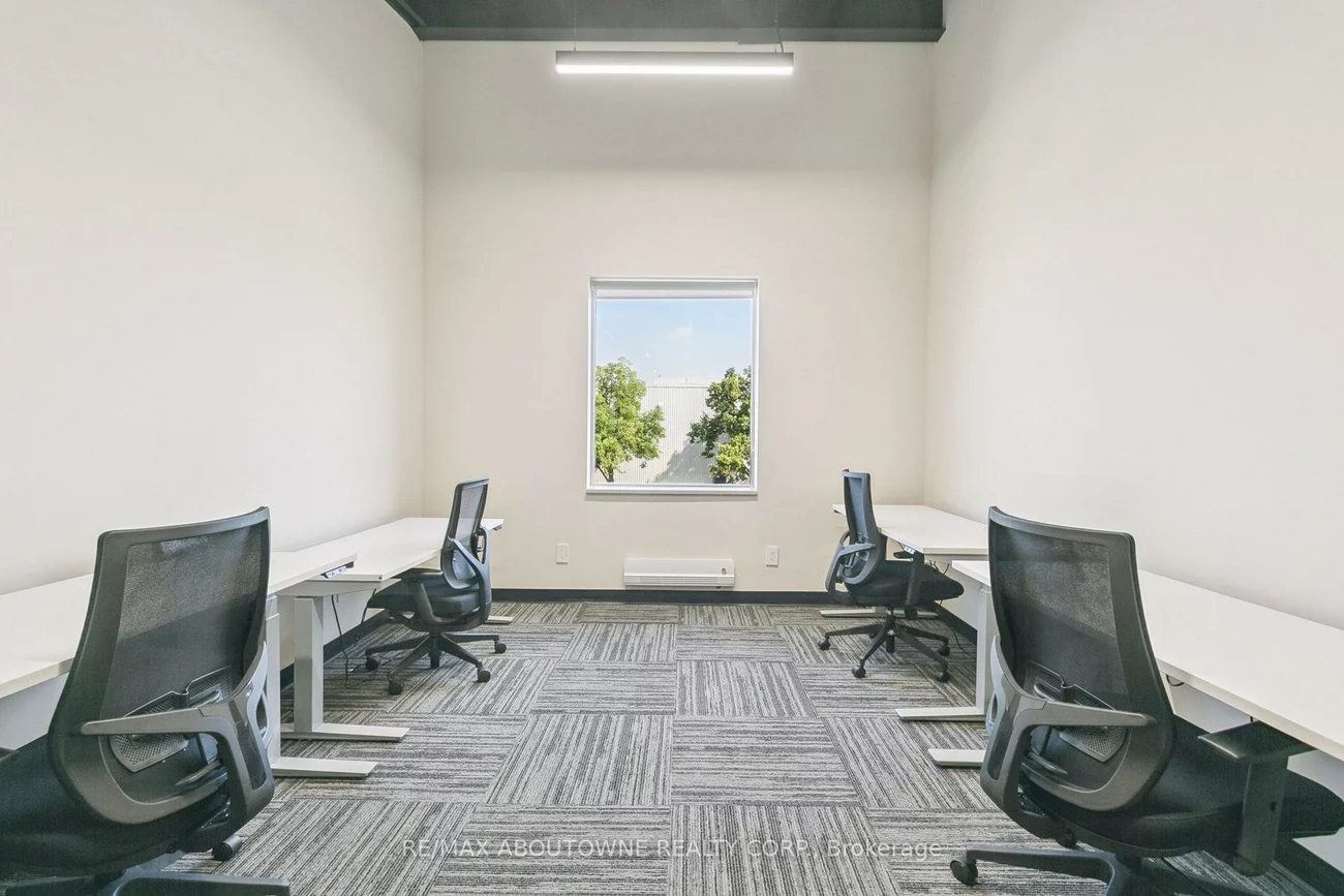320, Matheson, Gateway, Mississauga