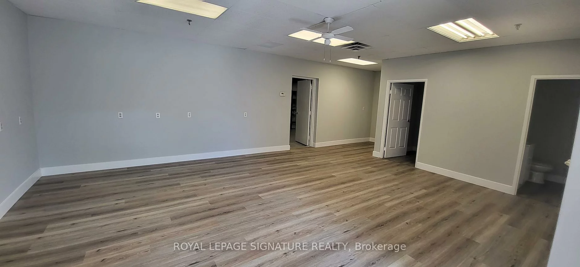 225, Traders, Gateway, Mississauga