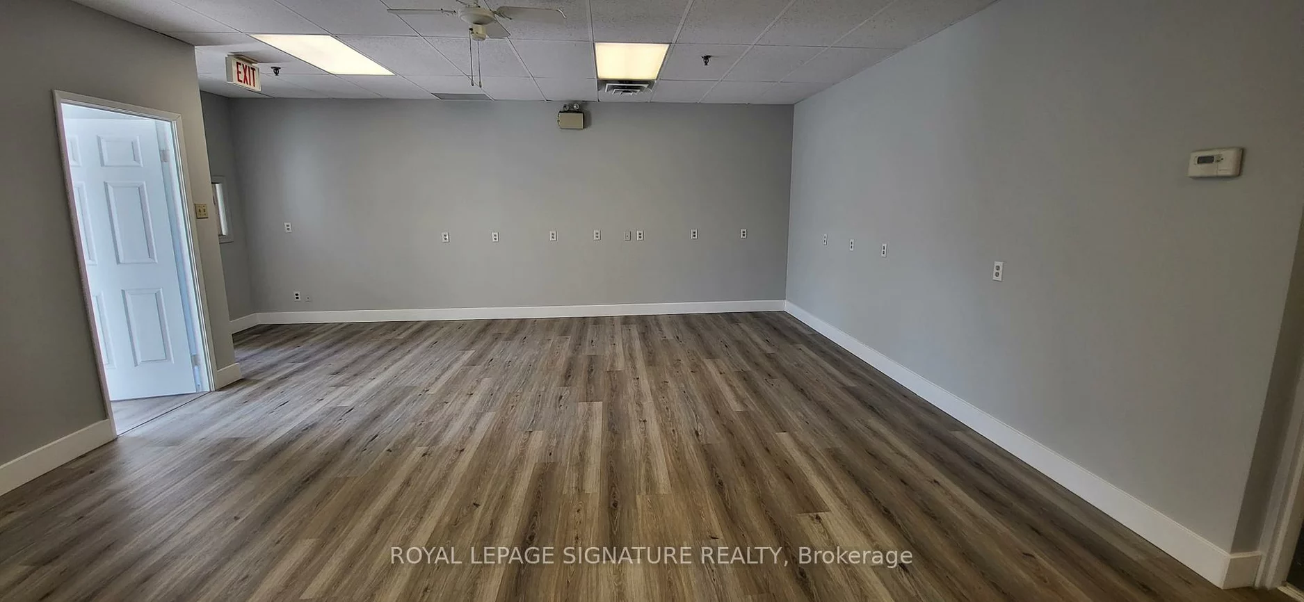 225, Traders, Gateway, Mississauga