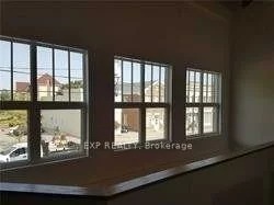 46, Queen, Streetsville, Mississauga