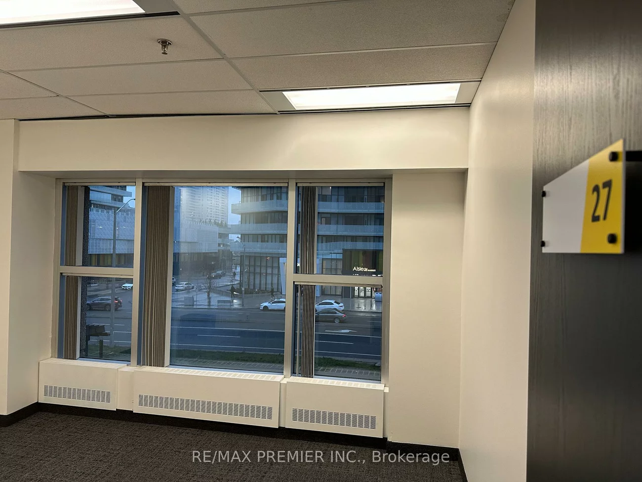 350, Burnhamthorpe, City Centre, Mississauga