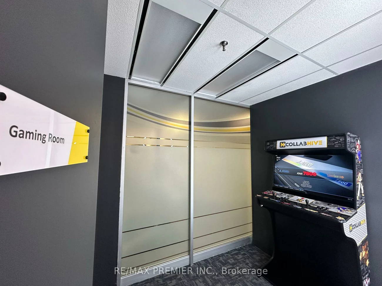 350, Burnhamthorpe, City Centre, Mississauga