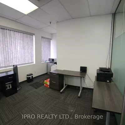 2404, Haines, Dixie, Mississauga