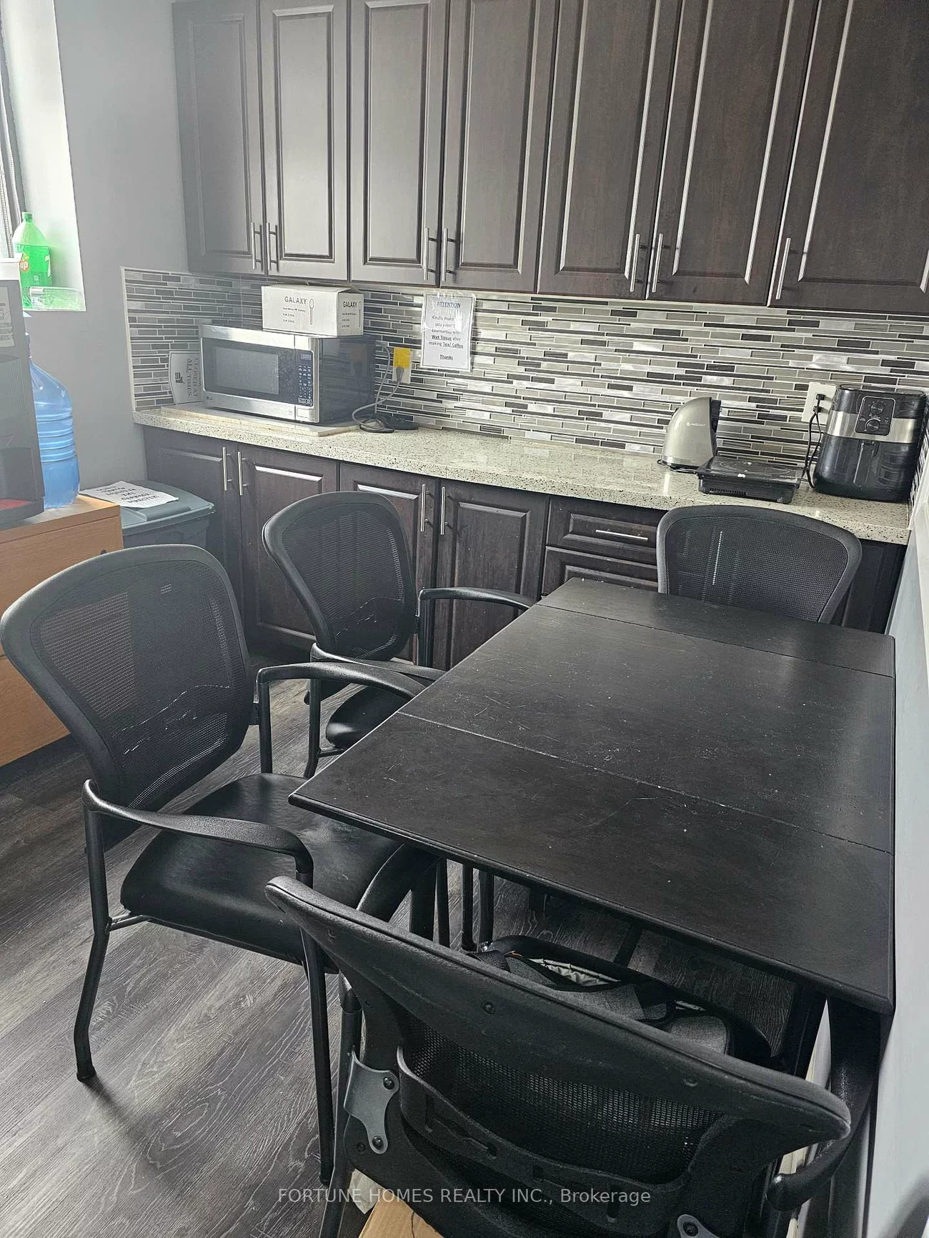7025, Tomken, Northeast, Mississauga
