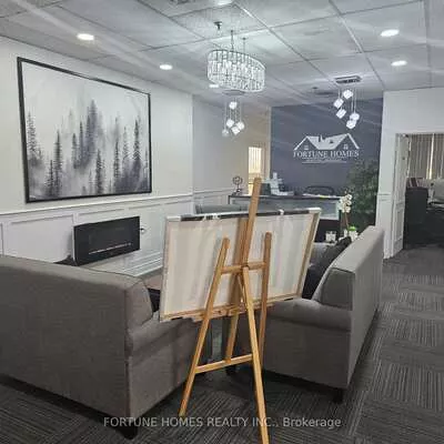 7025, Tomken, Northeast, Mississauga