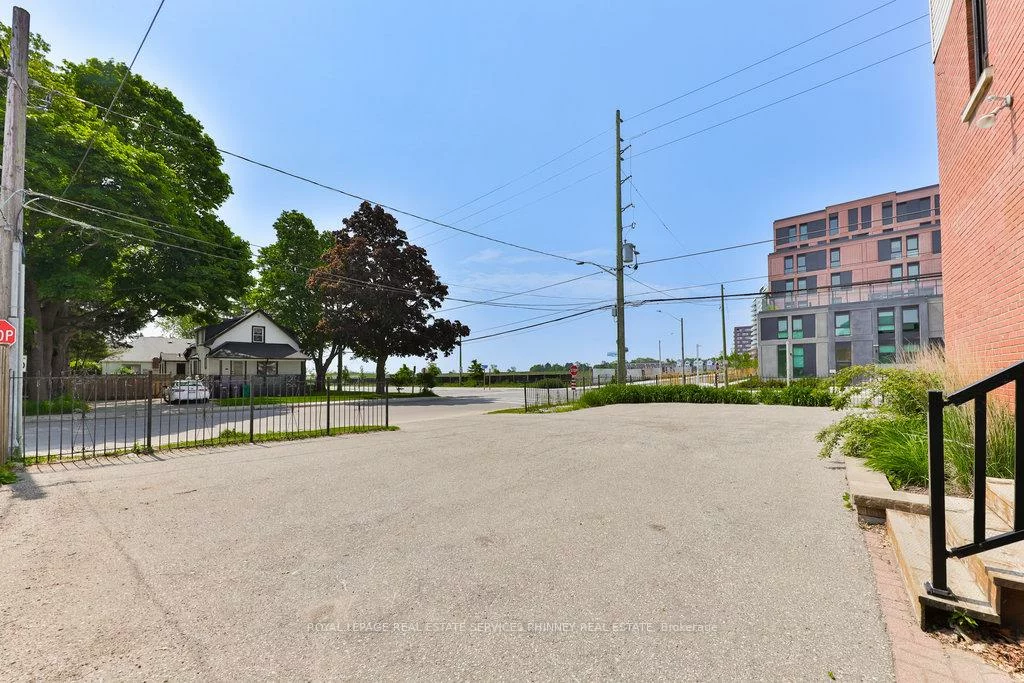 15, Mississauga, Port Credit, Mississauga