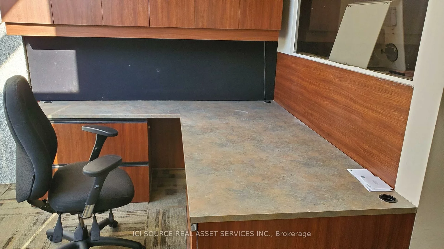 5160, Explorer, Airport Corporate, Mississauga
