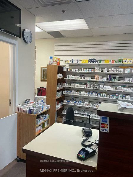 165, Dundas, Cooksville, Mississauga