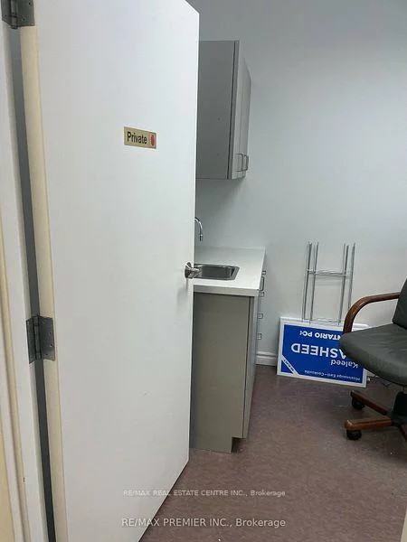 165, Dundas, Cooksville, Mississauga