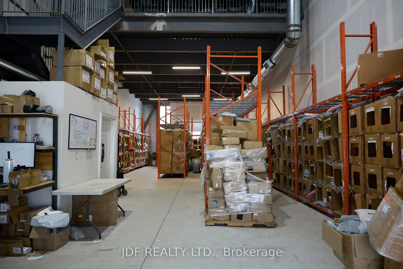 5270, Solar, Airport Corporate, Mississauga