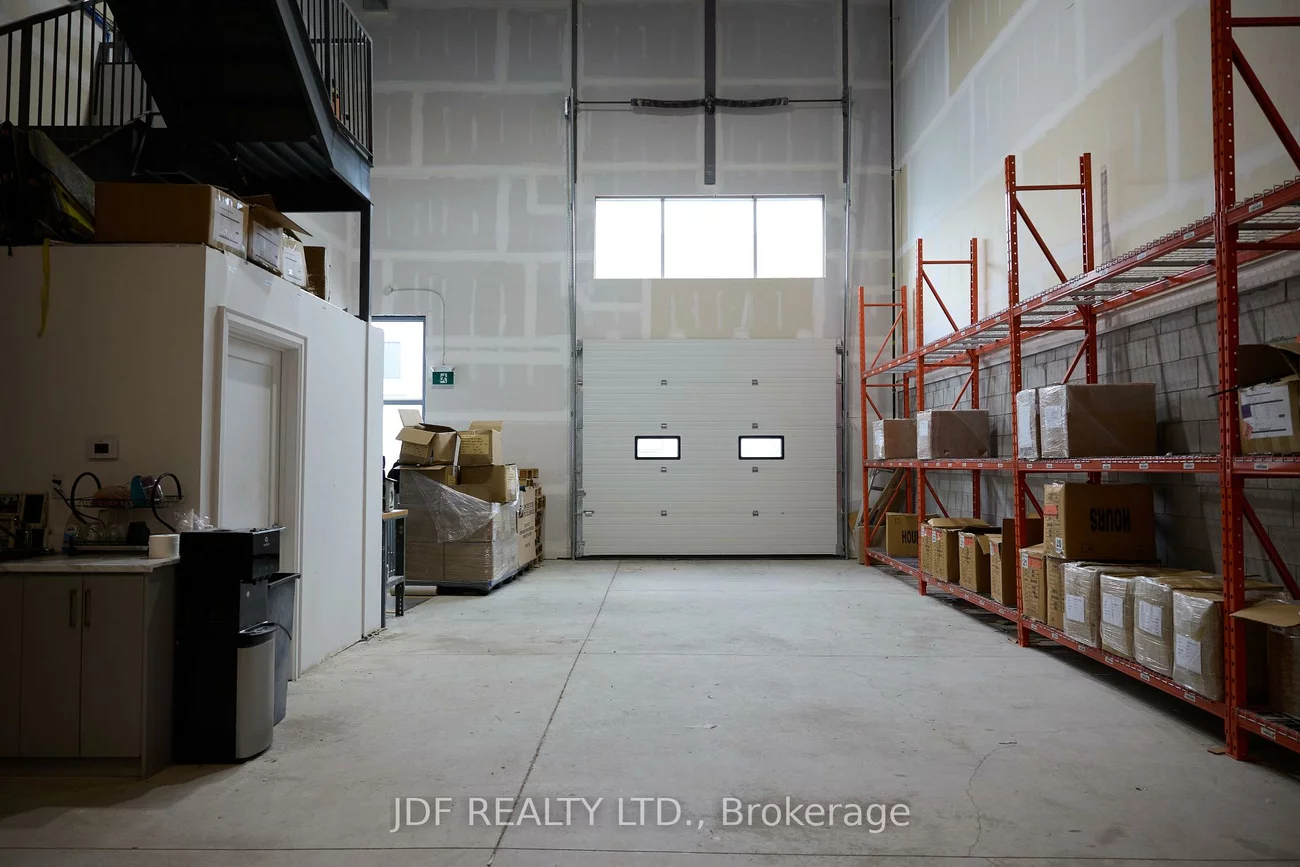 5270, Solar, Airport Corporate, Mississauga