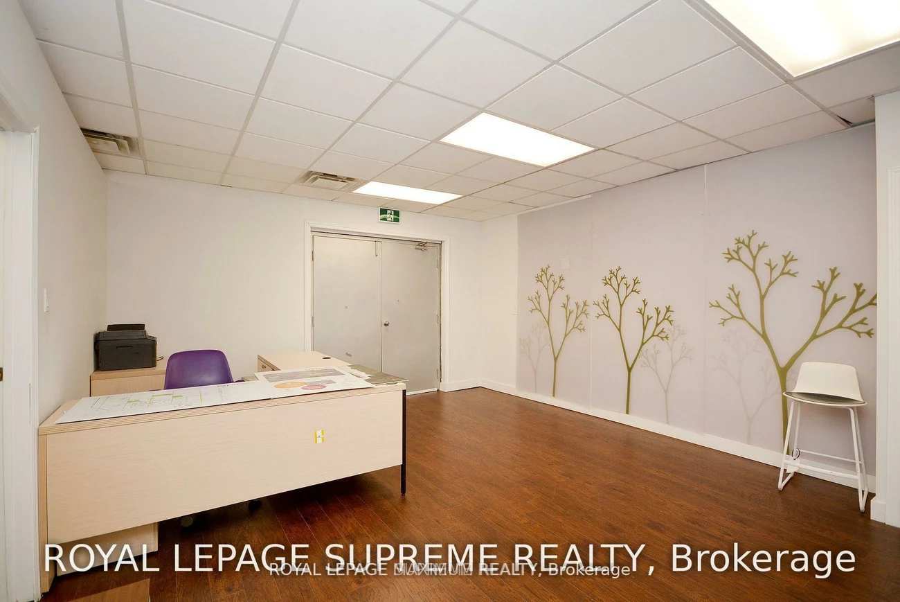 2355, Derry, Northeast, Mississauga