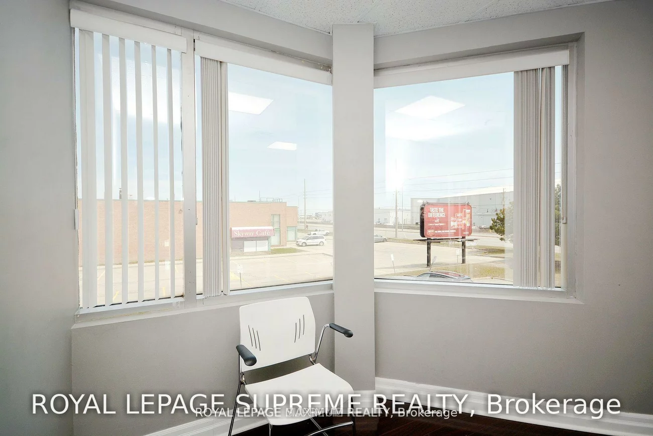 2355, Derry, Northeast, Mississauga