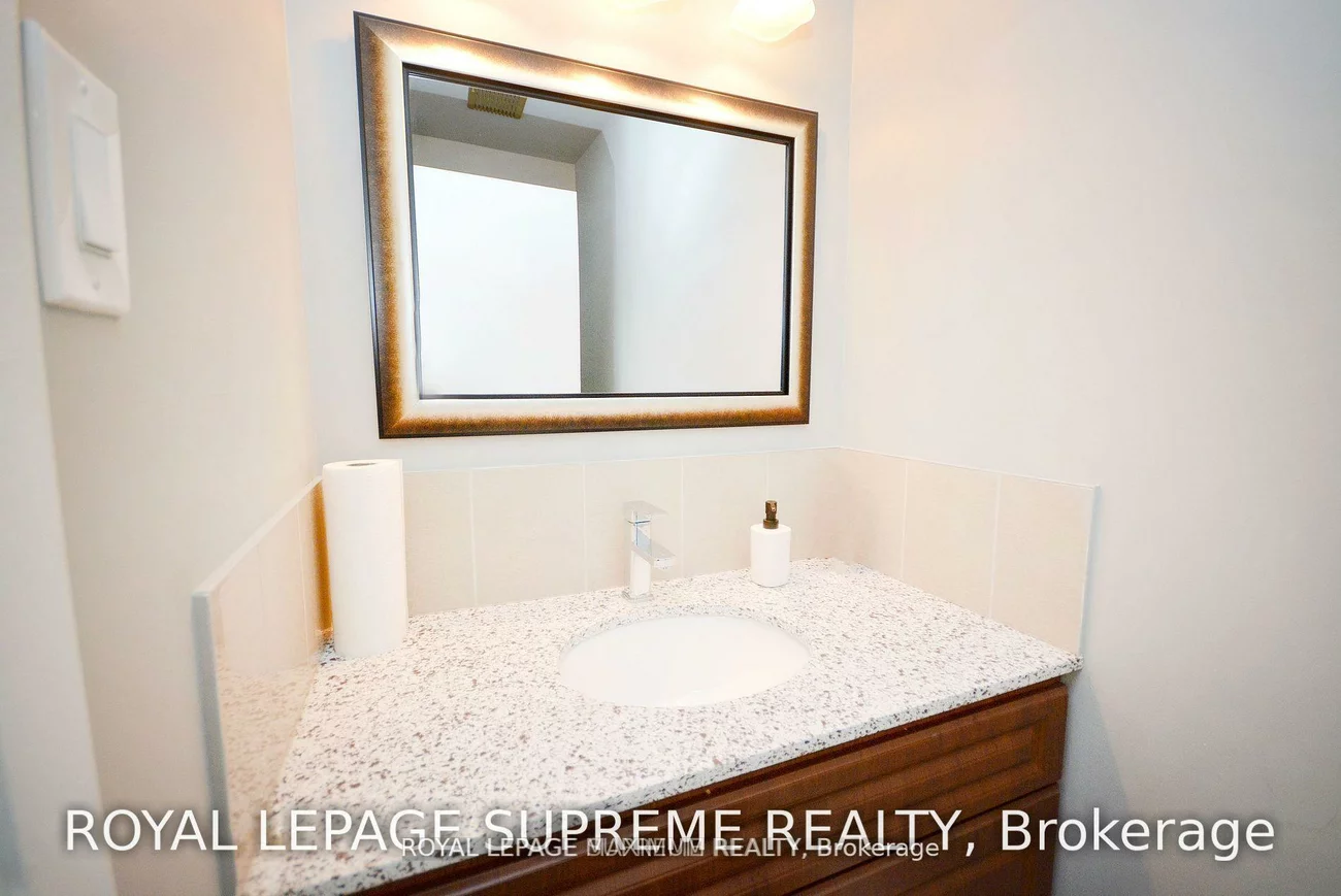 2355, Derry, Northeast, Mississauga