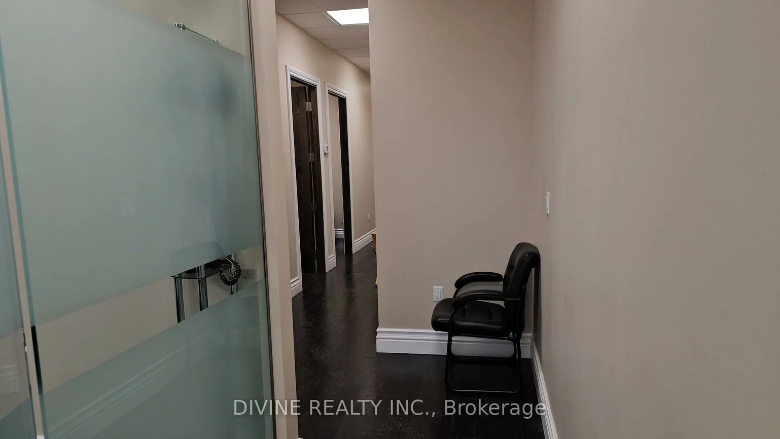 1065, Canadian, Northeast, Mississauga