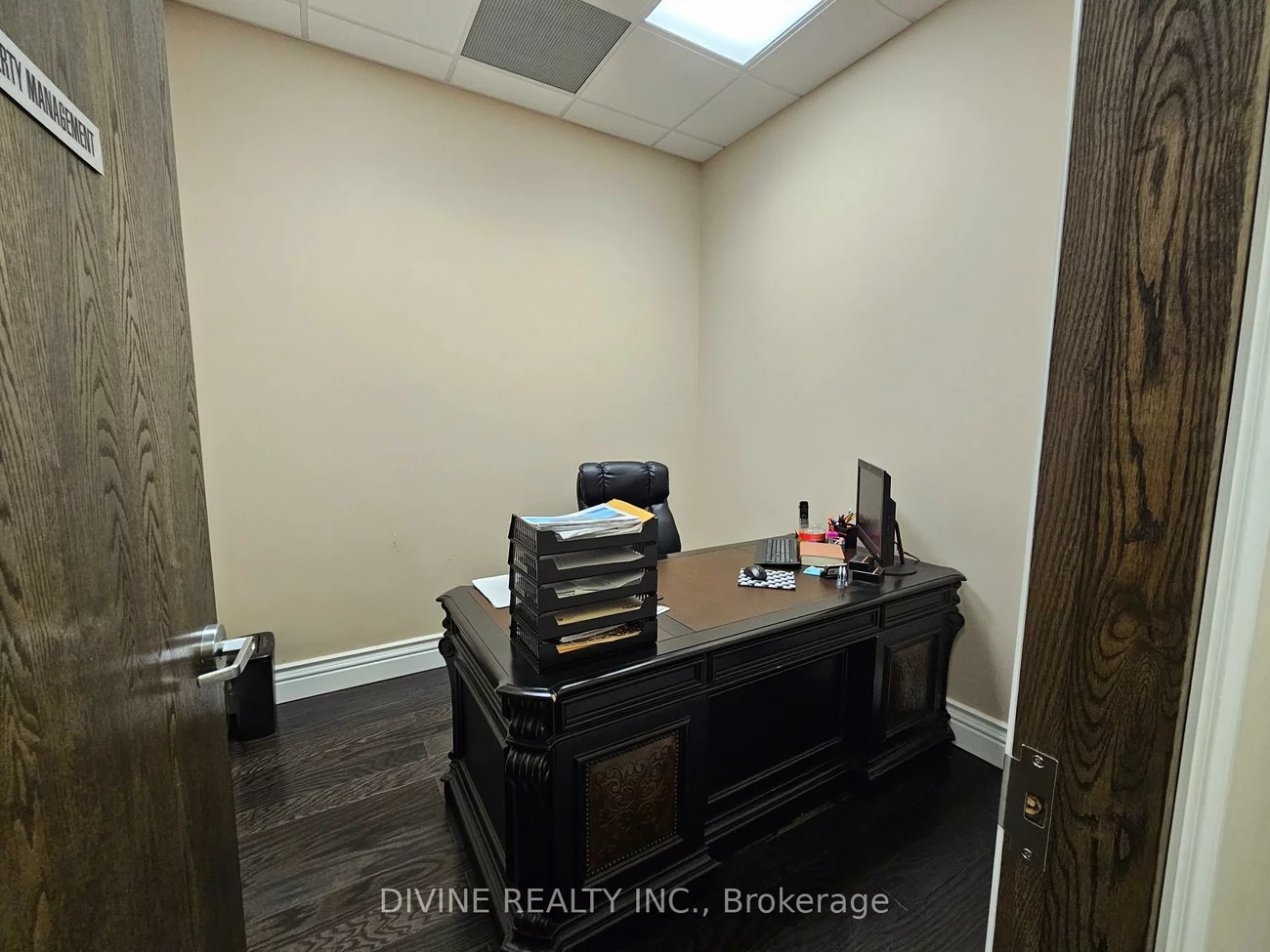 1065, Canadian, Northeast, Mississauga