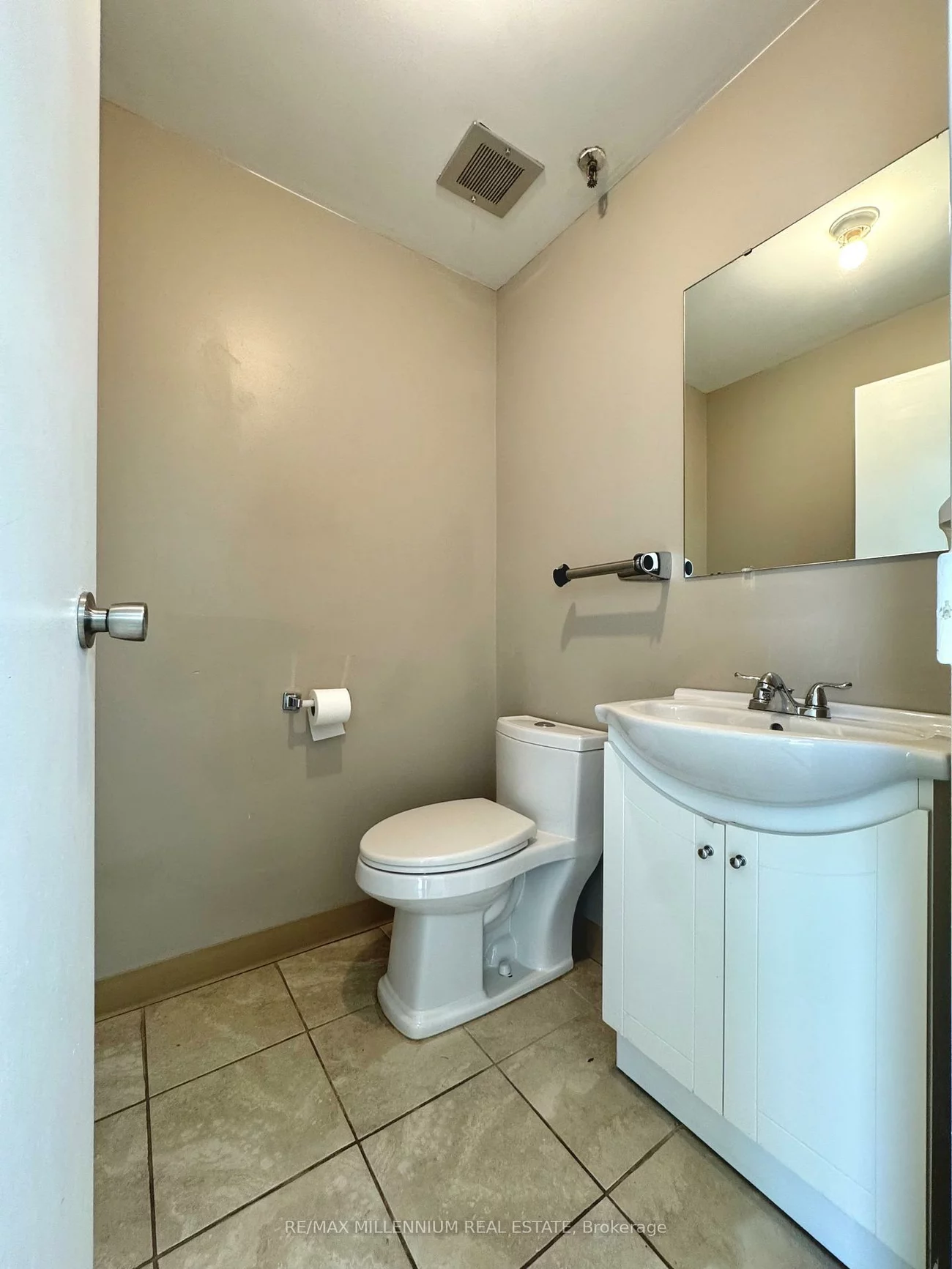 1081, Britannia, Northeast, Mississauga