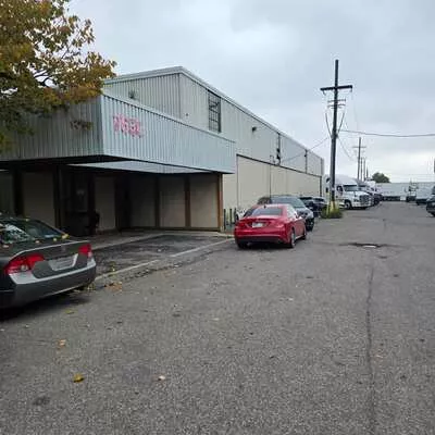 7650, Bath, Northeast, Mississauga