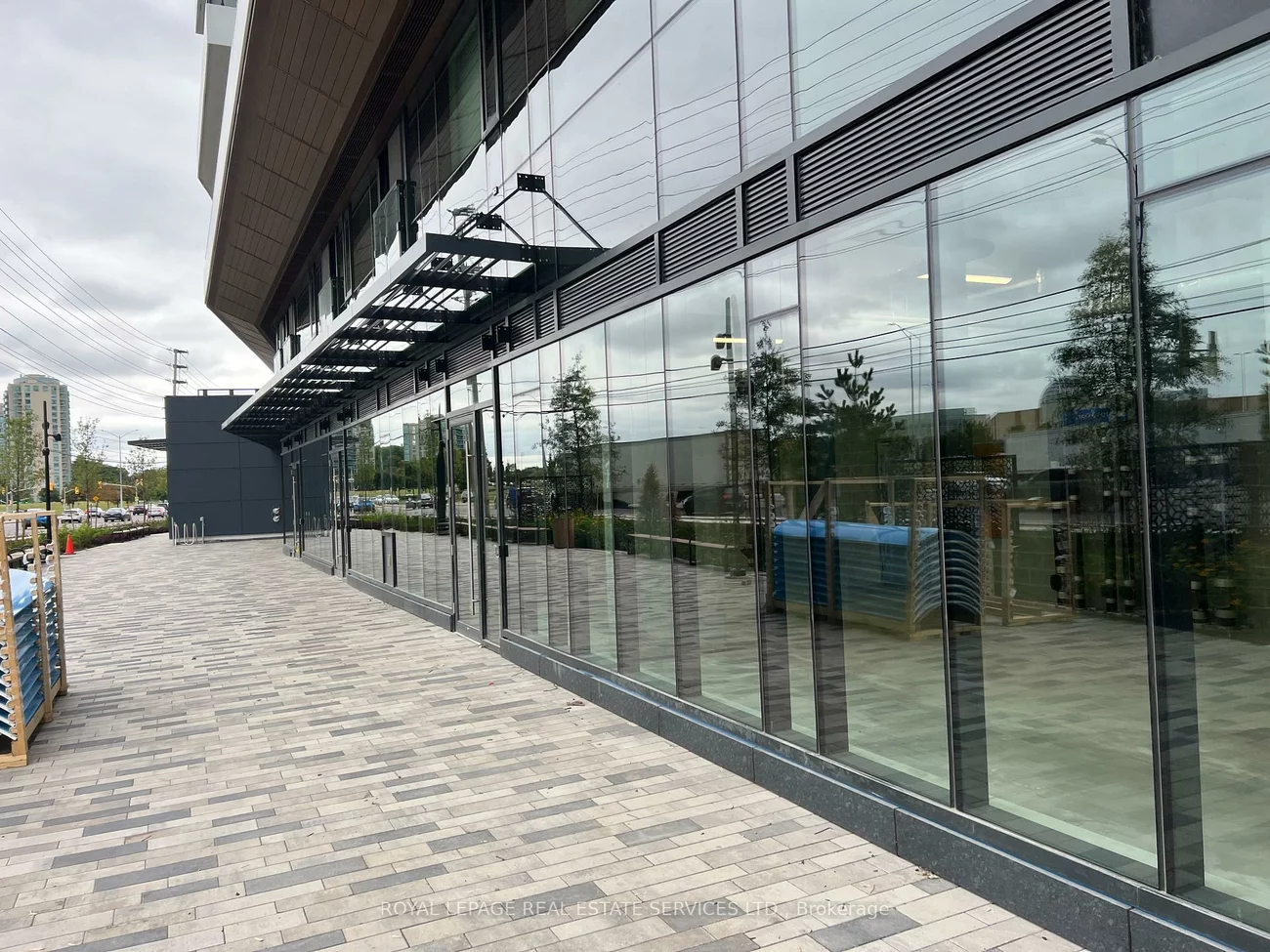 2485, Eglinton, Central Erin Mills, Mississauga