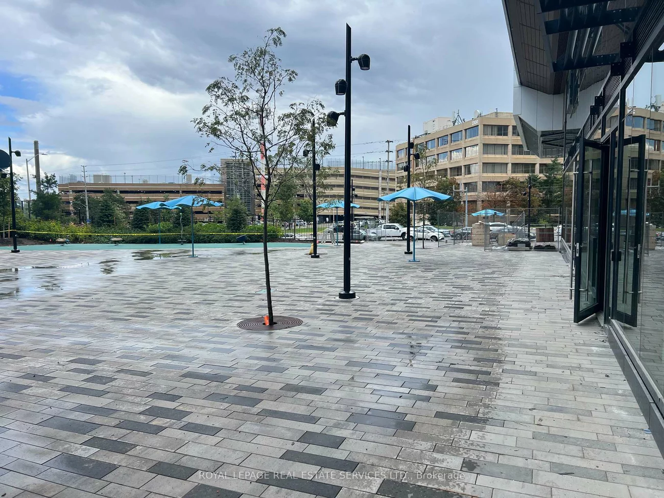 2485, Eglinton, Central Erin Mills, Mississauga