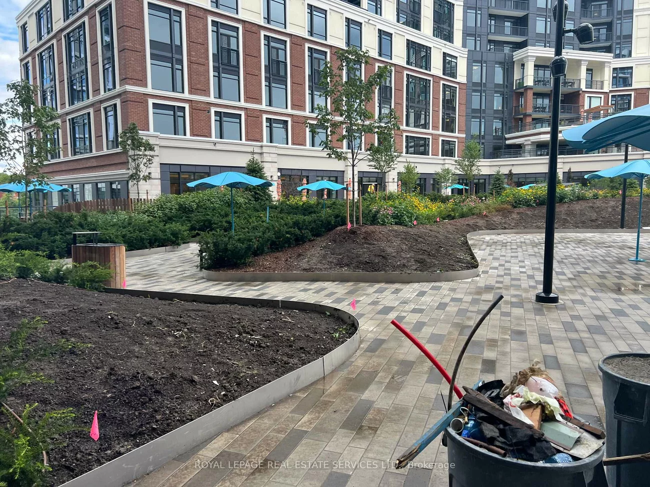 2485, Eglinton, Central Erin Mills, Mississauga