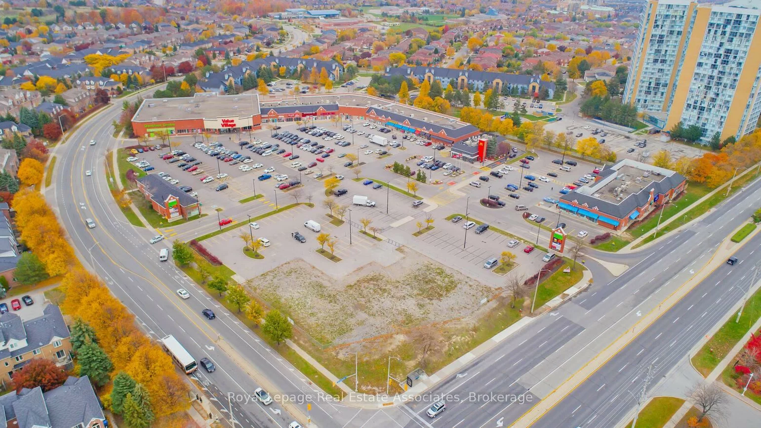 40, Bristol, Hurontario, Mississauga