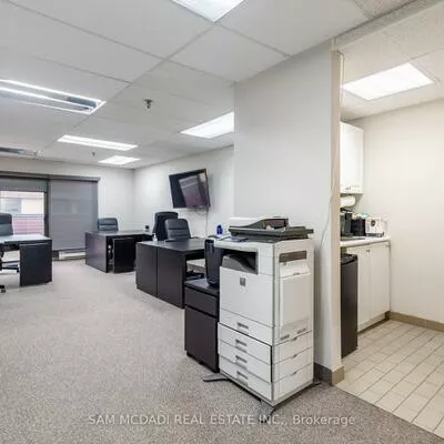 120, Traders, Gateway, Mississauga