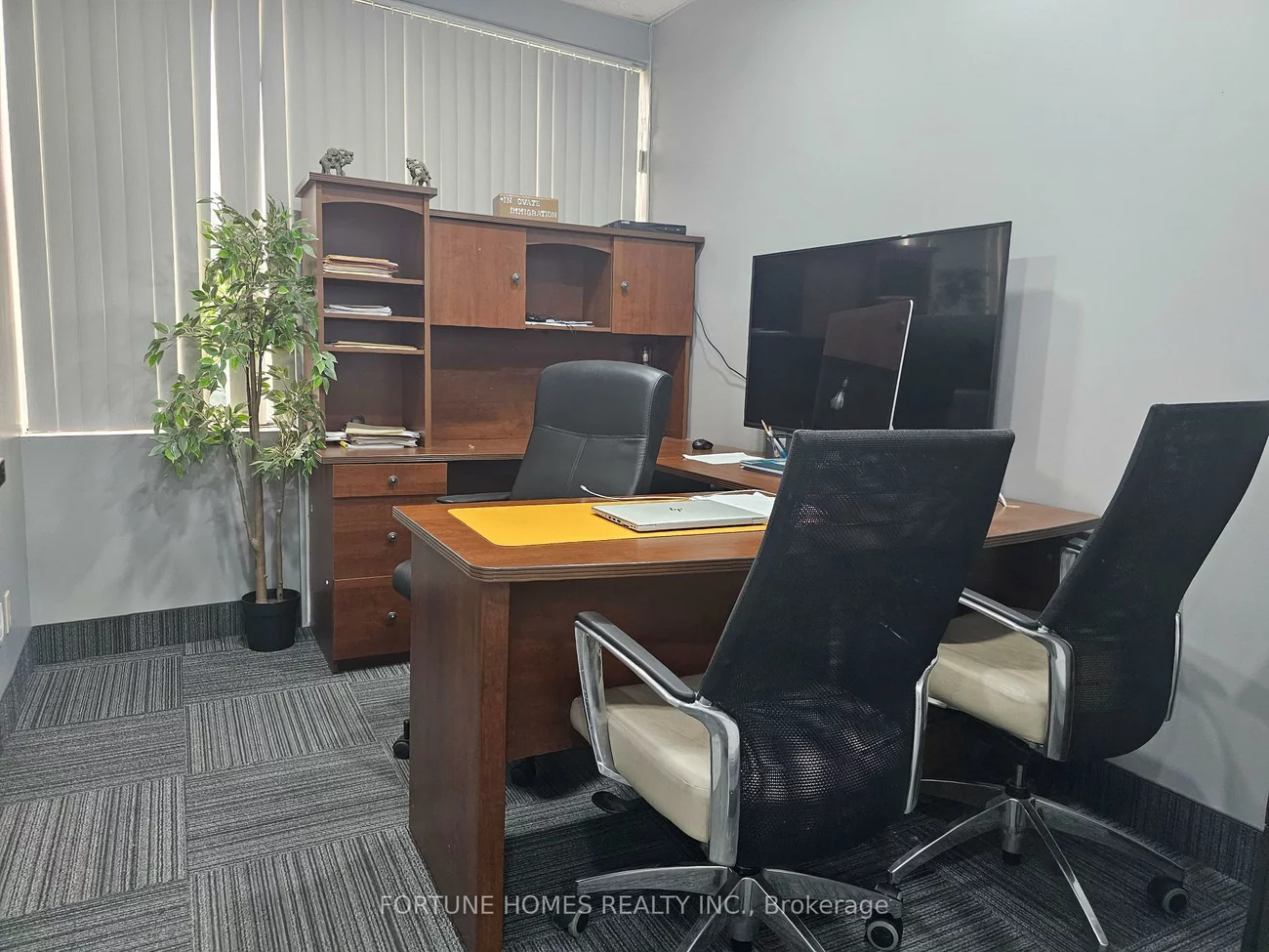 7025, Tomken, Northeast, Mississauga