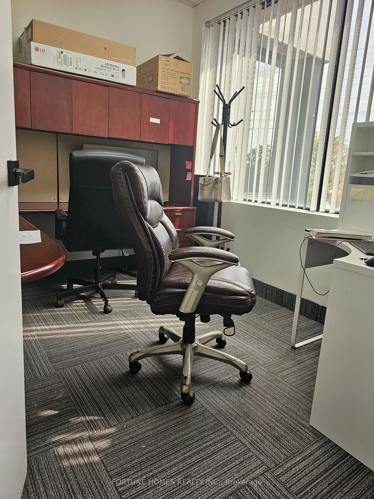 7025, Tomken, Northeast, Mississauga