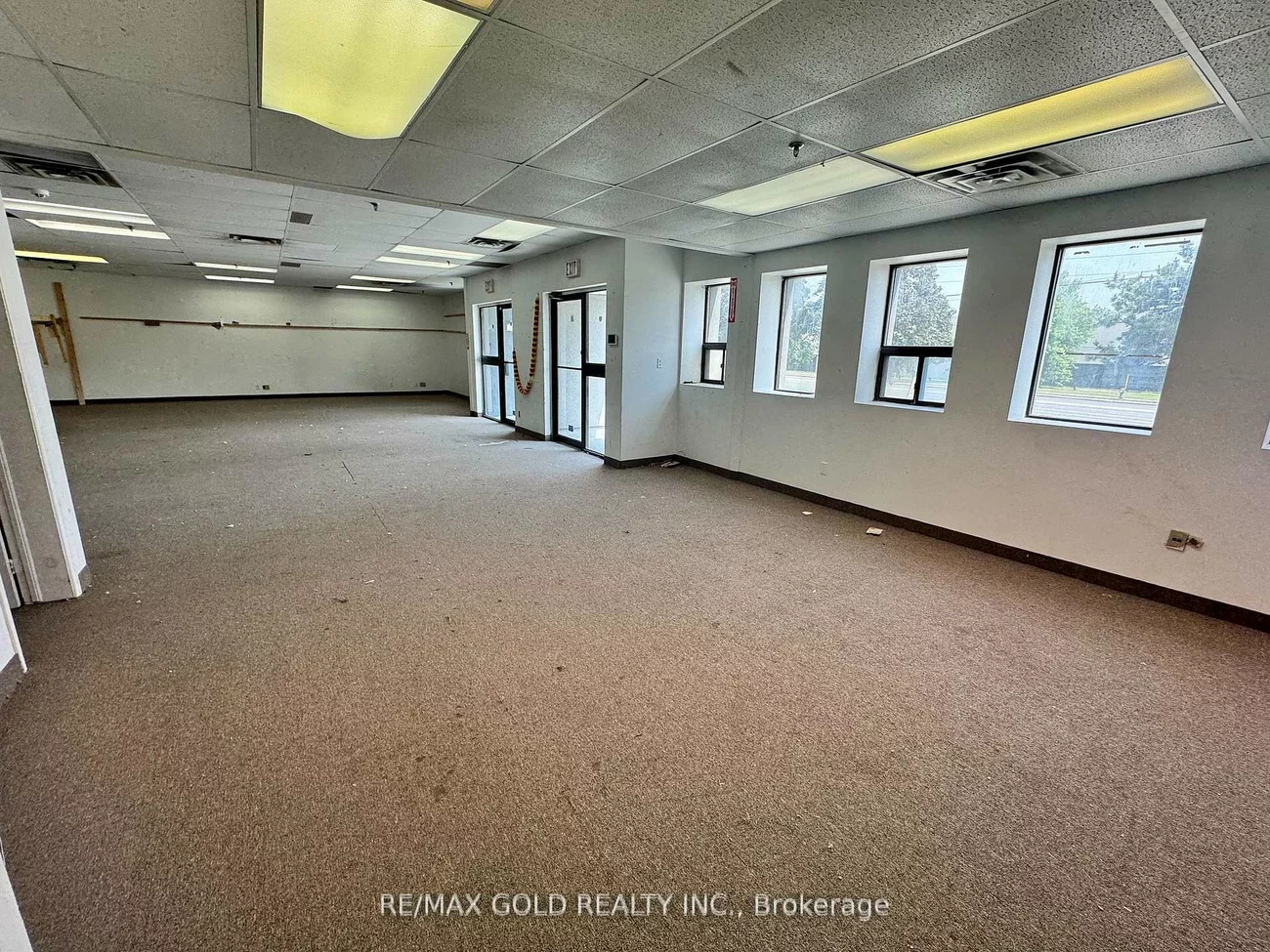 1935, Drew, Northeast, Mississauga