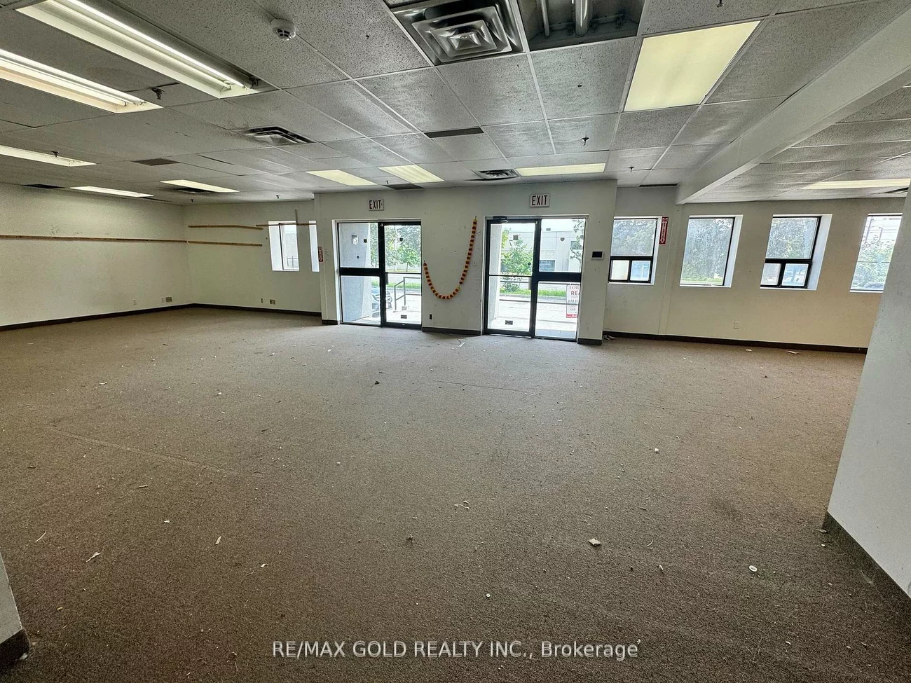 1935, Drew, Northeast, Mississauga