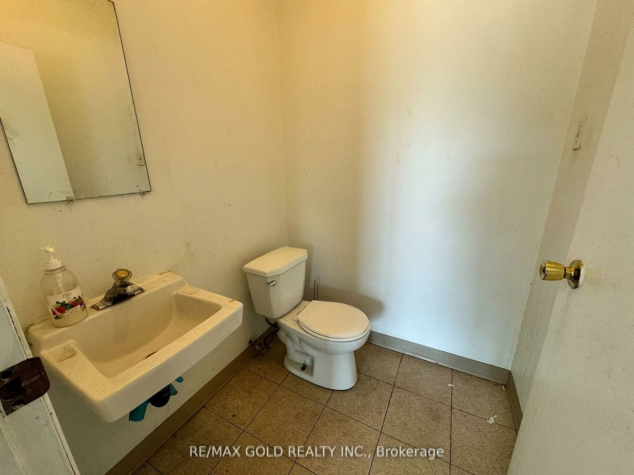 1935, Drew, Northeast, Mississauga