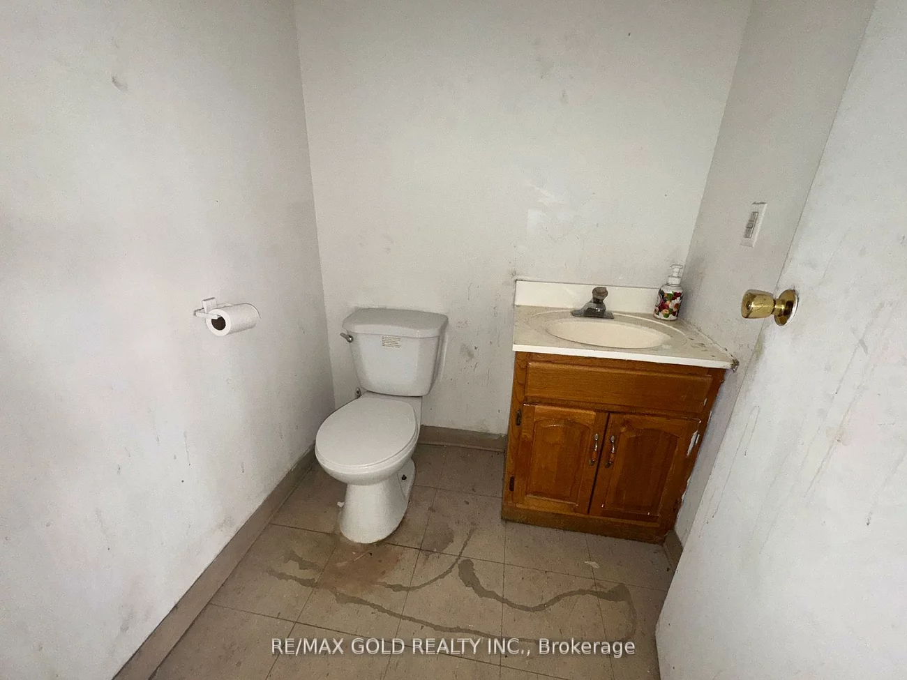 1935, Drew, Northeast, Mississauga