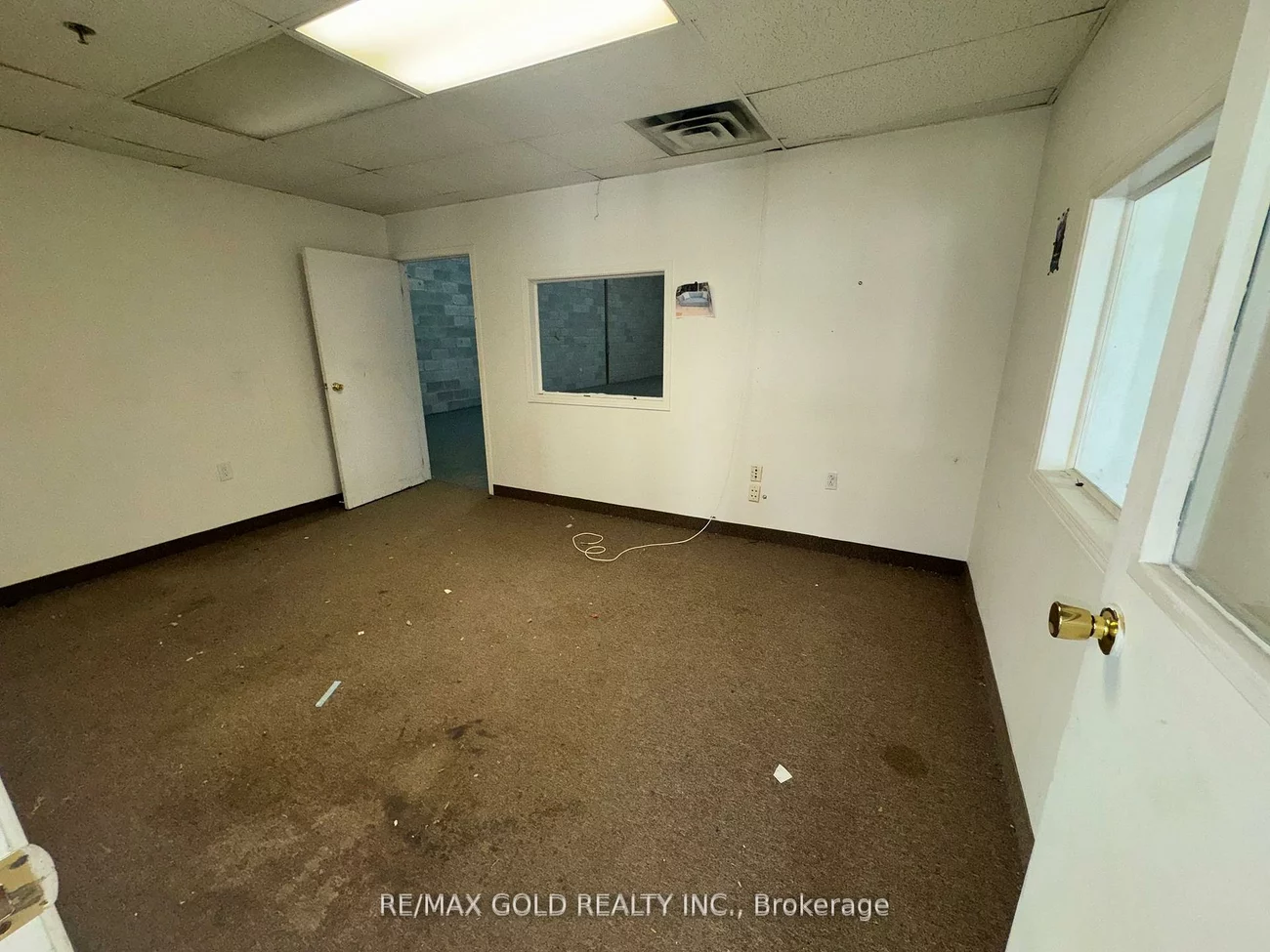 1935, Drew, Northeast, Mississauga