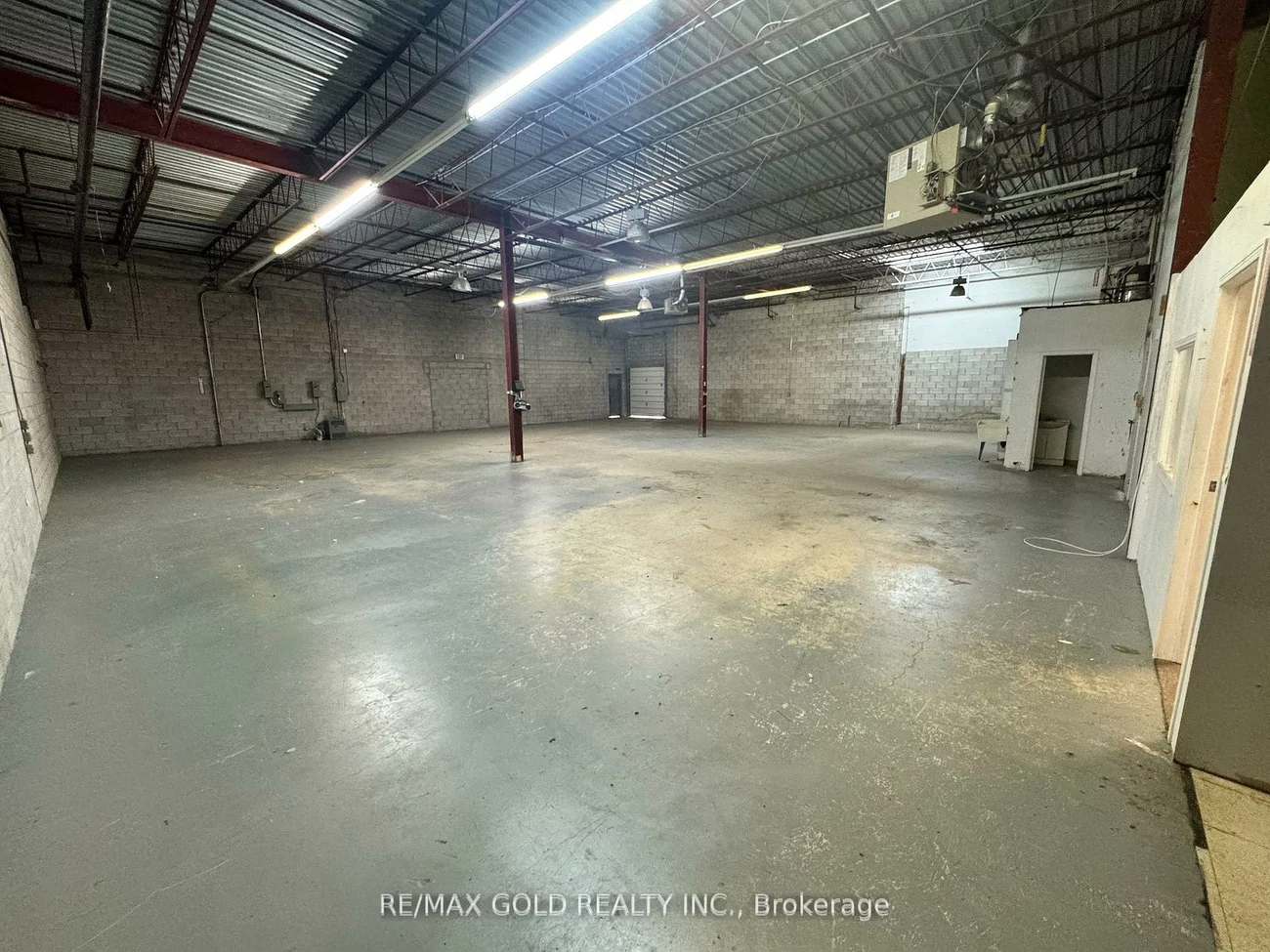 1935, Drew, Northeast, Mississauga