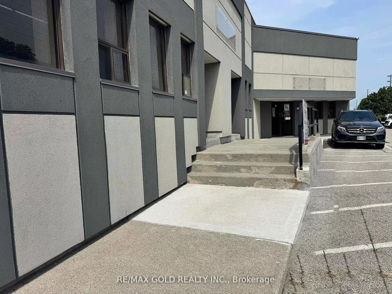 1935, Drew, Northeast, Mississauga