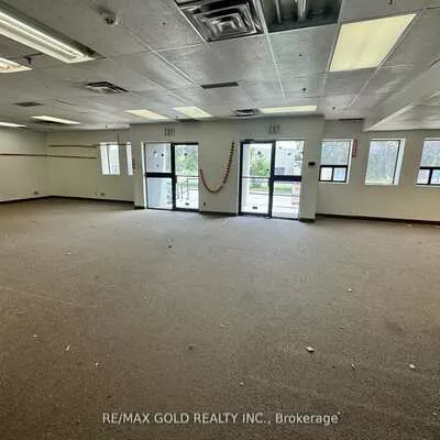 1935, Drew, Northeast, Mississauga