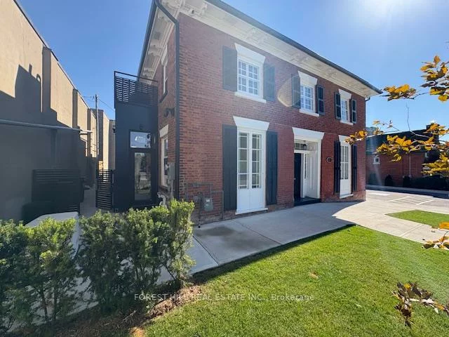 13, Thomas, Streetsville, Mississauga