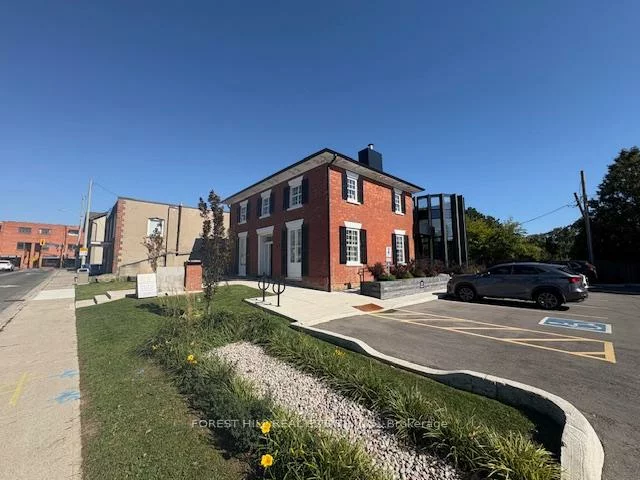 13, Thomas, Streetsville, Mississauga