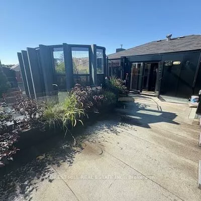 13, Thomas, Streetsville, Mississauga