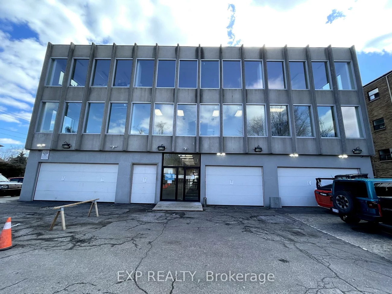 230, Lakeshore, Port Credit, Mississauga