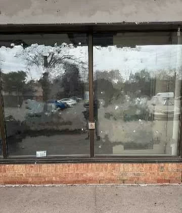 255, Dundas, Clarkson, Mississauga