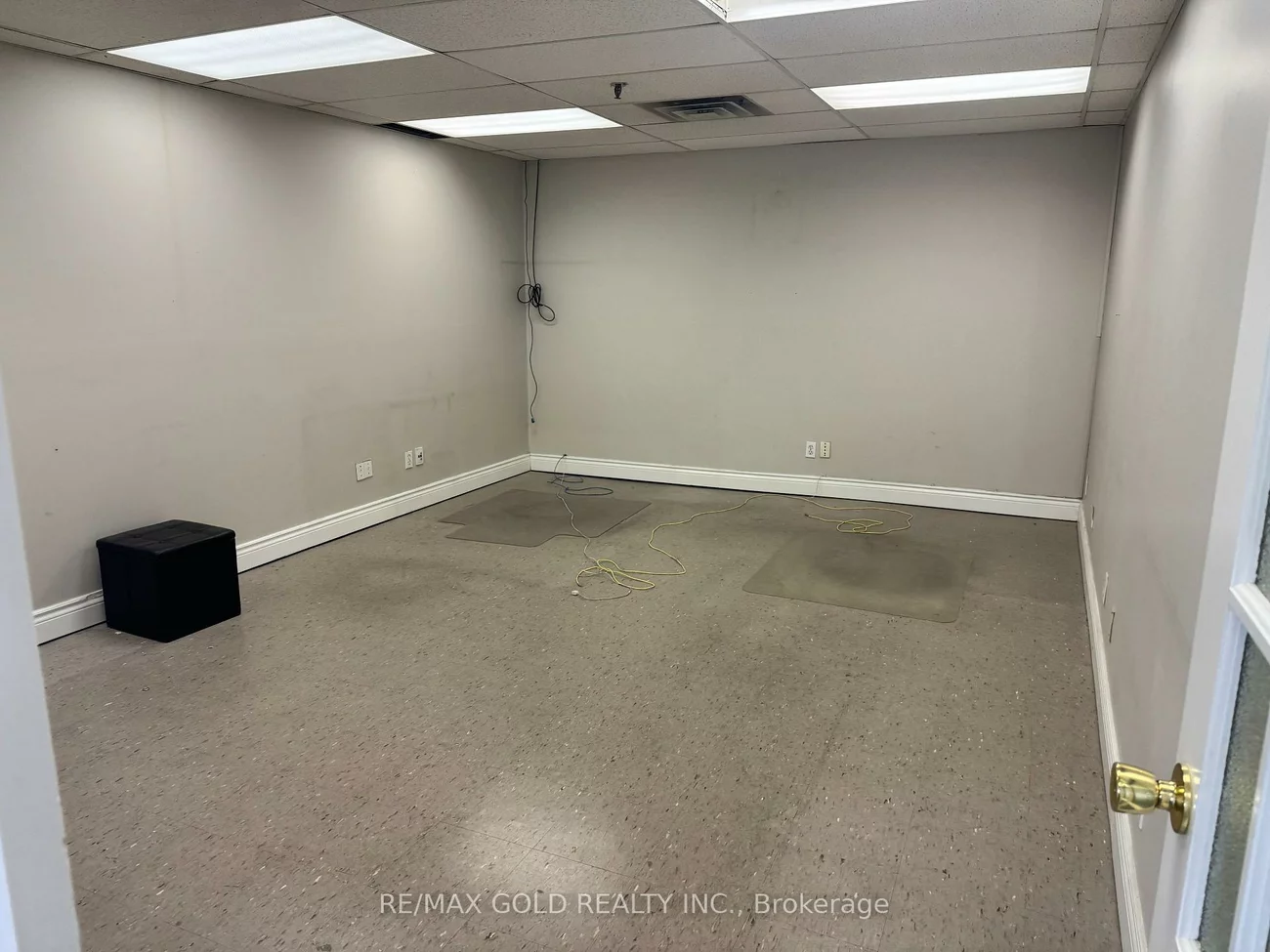 1935, Drew, Northeast, Mississauga