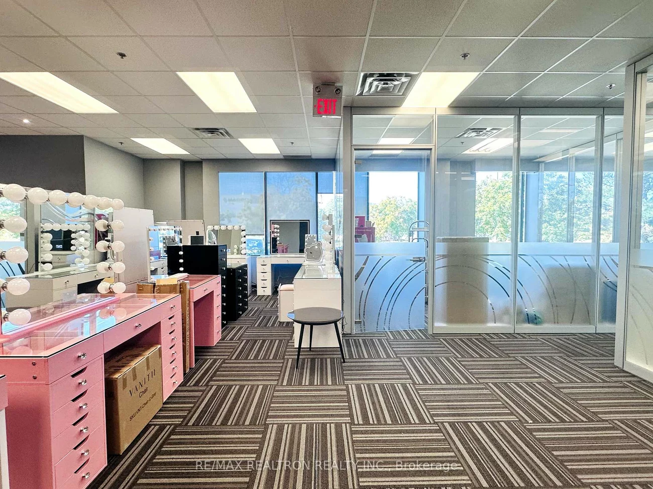 180, Traders, Gateway, Mississauga