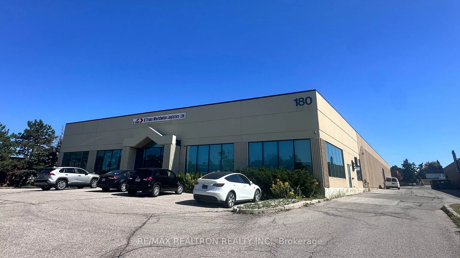 180, Traders, Gateway, Mississauga