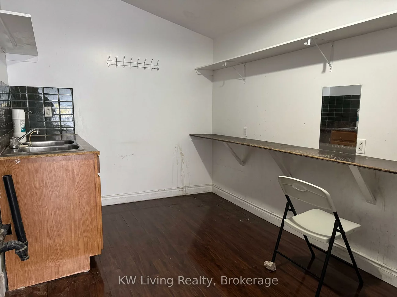 14, Dundas, Cooksville, Mississauga