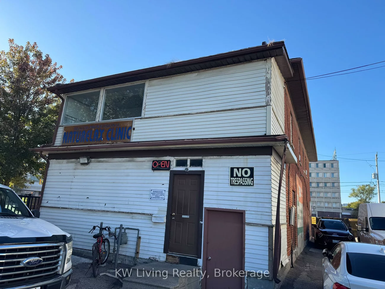 14, Dundas, Cooksville, Mississauga