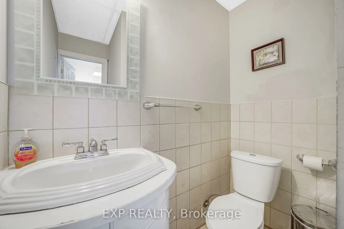 1310, Midway, Northeast, Mississauga